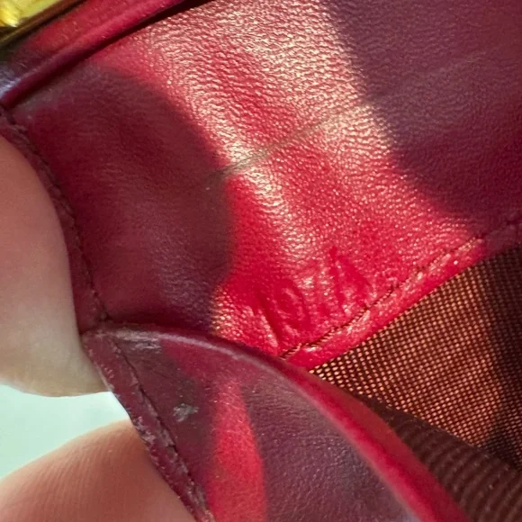 Authentic Miu Miu Pink Crocodile-Embossed Leather Key Case - Picture 11 of 11